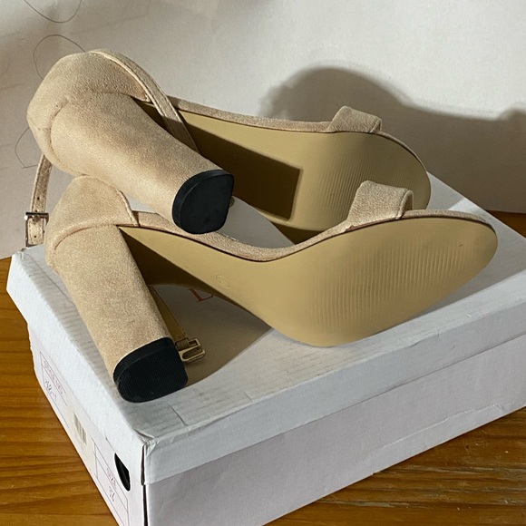 Loslandifen heels. Brand new size 6 - Picture 4 of 5